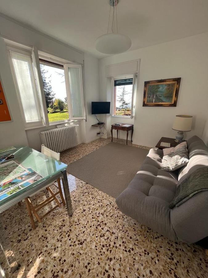 Casa Vacanze Le Violette Villa Brunate Ngoại thất bức ảnh