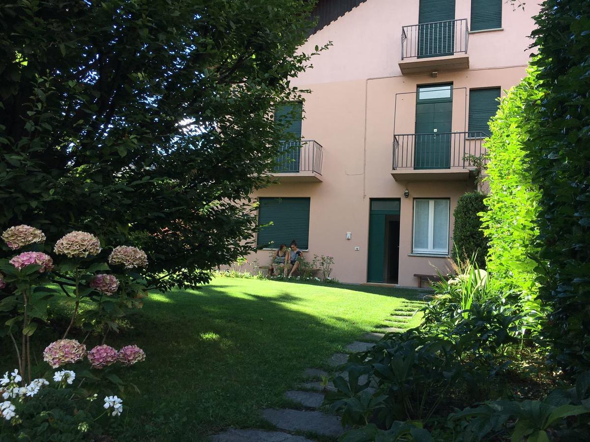 Casa Vacanze Le Violette Villa Brunate Ngoại thất bức ảnh