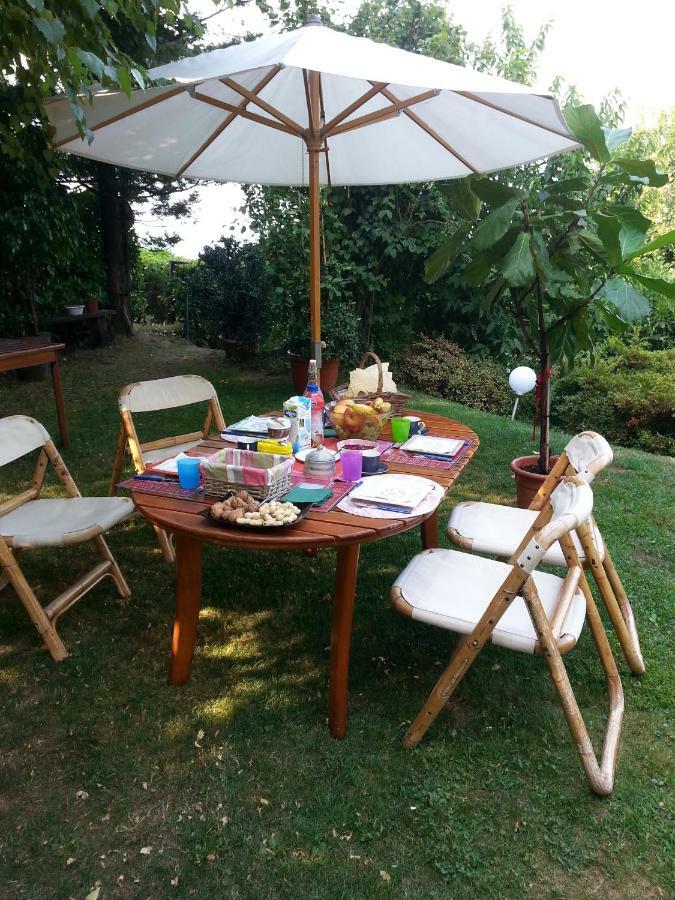 Casa Vacanze Le Violette Villa Brunate Ngoại thất bức ảnh