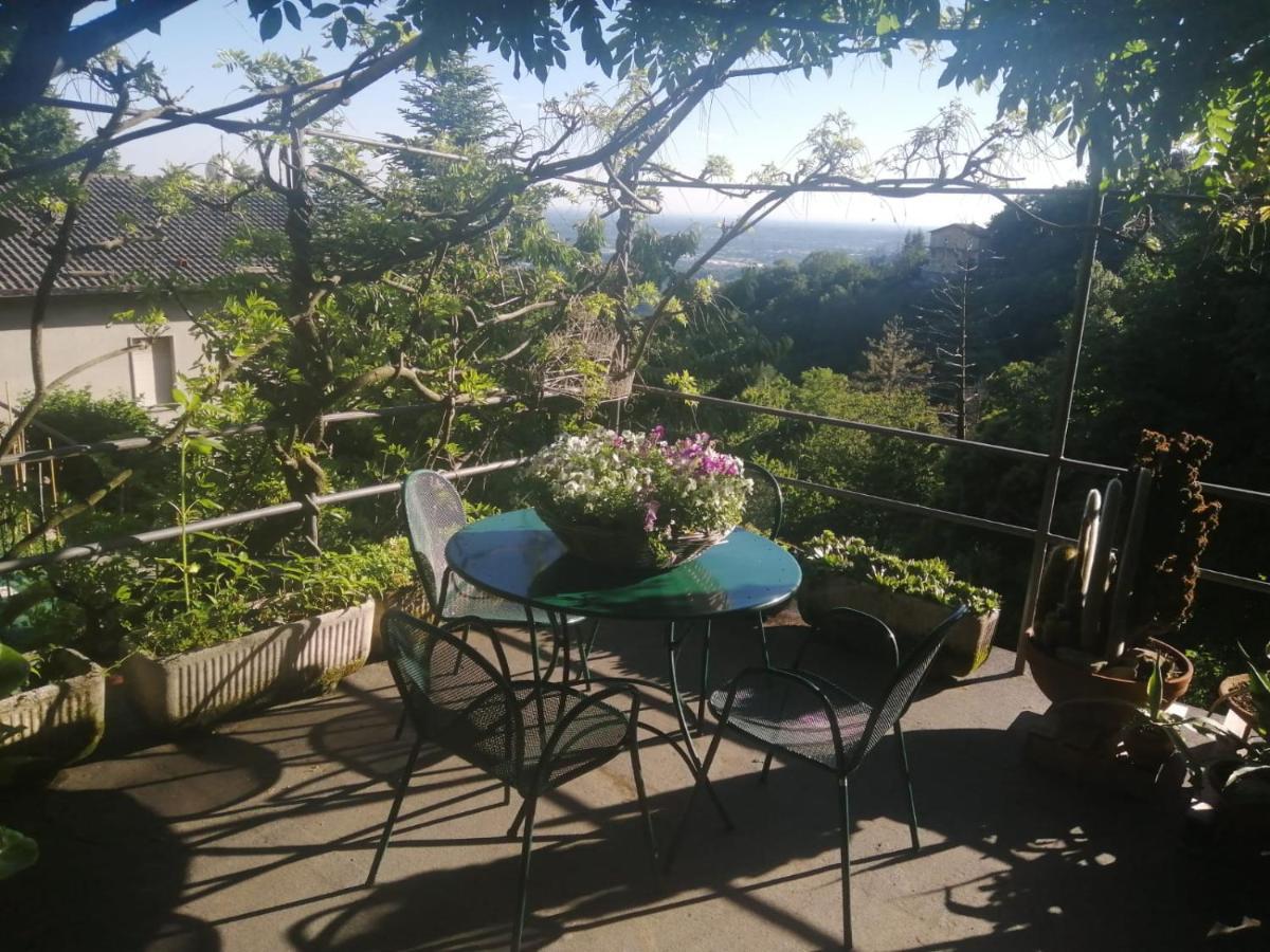 Casa Vacanze Le Violette Villa Brunate Ngoại thất bức ảnh